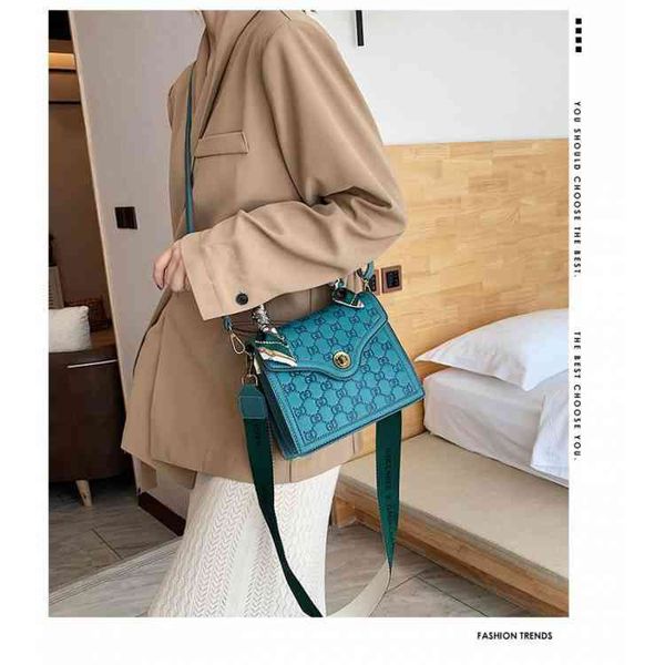 

2022 factory discounts new shoulder bag magnetic buckle single shoulder messenger