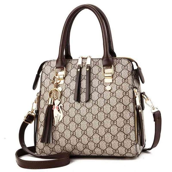 

68% off women's new women's leisure shoulder large capacity leather hand diagonal cross bag