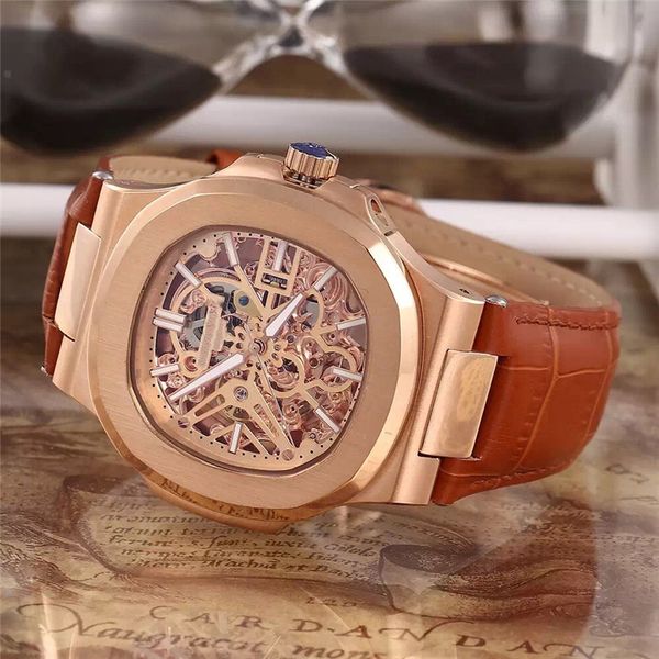 

luxury mans business watch male automatic watches for man mechanical movement wristwatch leather strap transiparent glass back 0030, Slivery;brown