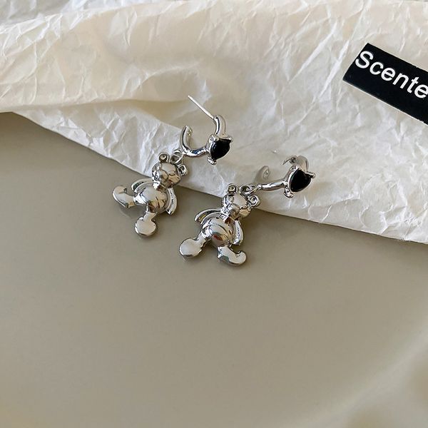 

silver needle bear c- shaped earrings korean metal cold style baroque ear stud earring design sense special-interest earrings female, Golden