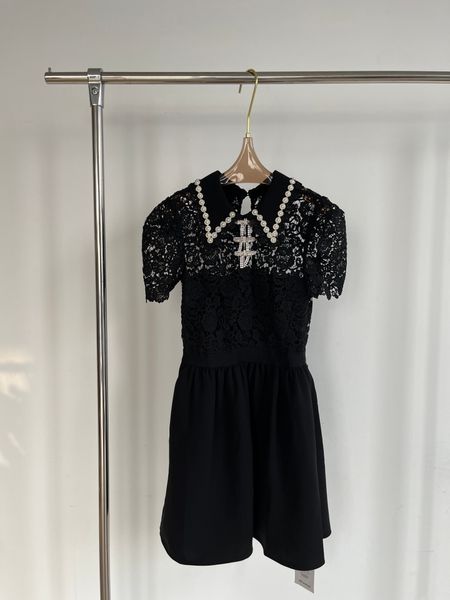 

2022 european fashion early spring lace short dress, Black;gray