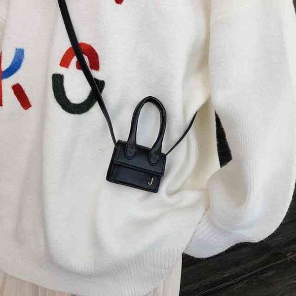

factory direct sale catwalk mini accsori small women 2022 new versatile msenger ins women's fashion single shoulder designer bag purse