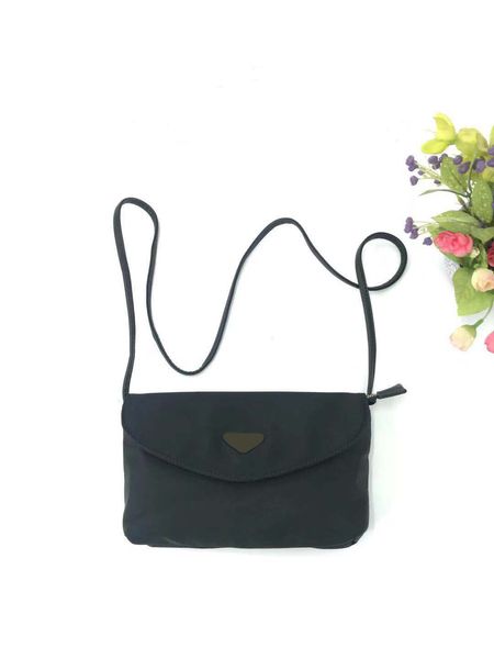 

2021 new ladies messenger bag a238 simple fashion