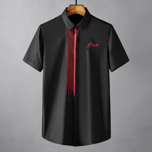 Yaz pamuk erkek gömlek lüks nakış kısa kollu rahat siyah erkek elbise gömlek slim fit kırmızı çizgili adam