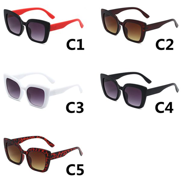 Дизайнерские солнцезащитные очки для женской защиты ультрафиолетовой защиты летние дизайнер