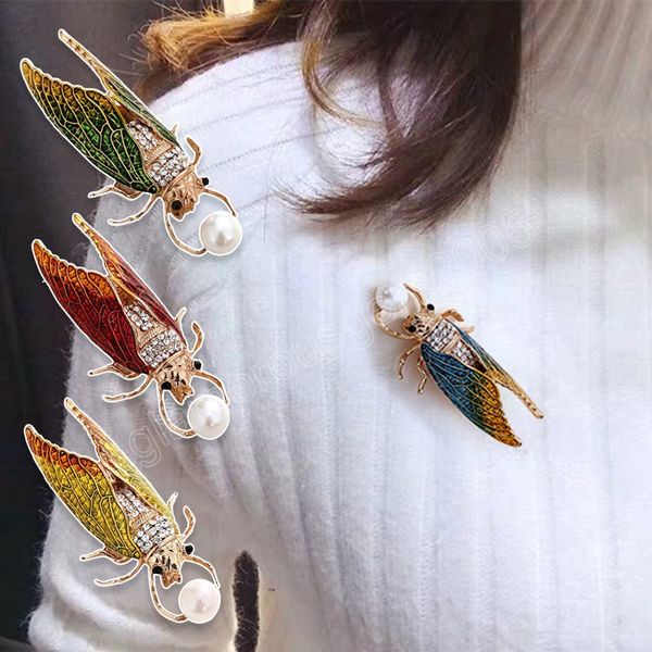 

fashion simulation cicada brooch cute insects shape brooches pins party coat suit lapel decor pins clothes accessories, Gray