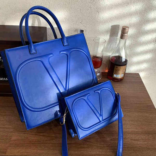 

2022 new womens bag hand two piece cover mother large single shoulder bag messenger bags