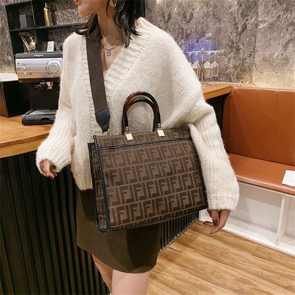 

purses us new fashion korean women's bag portable large capacity messenger shoulder fashionable ins tote bag