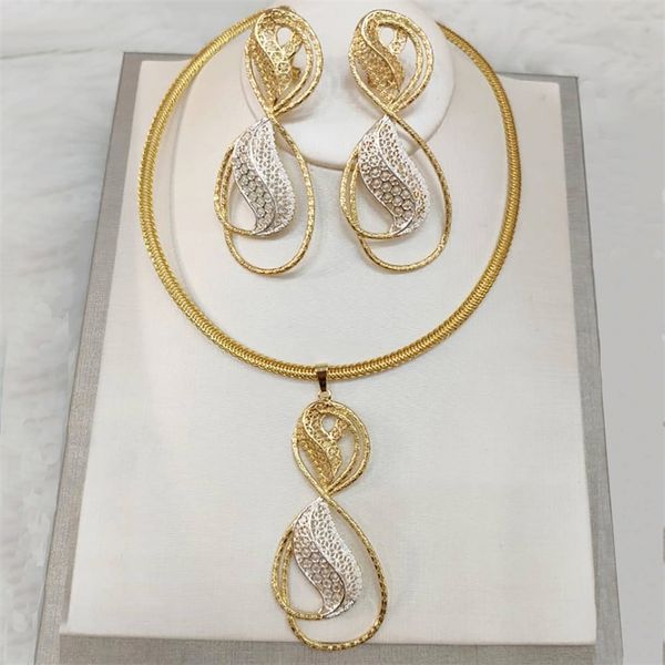 Dubai Gold Plated Jewelry Conjunto Mulheres número 8 Colar de forma Pingente pendurado Brincô Dangle para festa de casamento 220810
