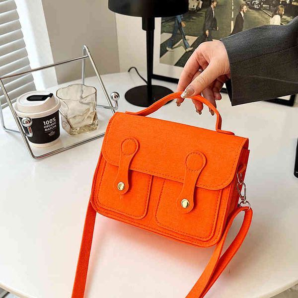 

2022 new small women's fashion embroidery thread women temperament messenger leather shoulder bags ladies