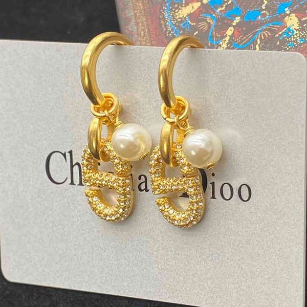 

2022 factory wholesale new di home full diamond pearl simple pig nose female earrings noble and advanced, Golden