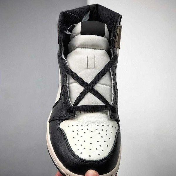 

maniere unc woman mocha patent og hyper purple purple patent bred trainers, Black