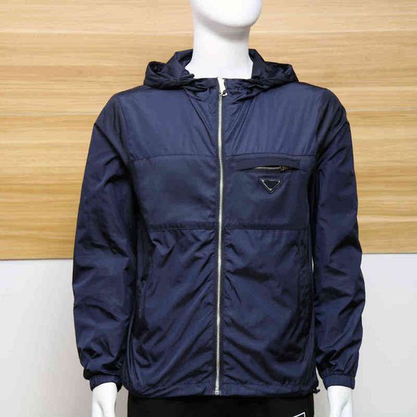 

2022 autumn and winter fashion new men's triangle letter jacket composite fabric hooded long-sleeved windbreaker trend 0914-09, Black;brown