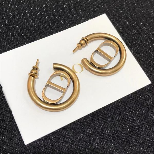 

70% off jewelry sales high version earrings female letters pearl light luxury fashion earrings, Golden