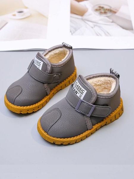 

boys buckle detail fuzzy boots she, Black;grey