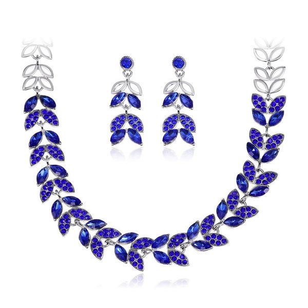 Conjuntos de jóias de nupcial delicadas para vestidos femininos Acessórios Brincos de colar de cristal Conjunto de festas de casamento em cores douradas presente