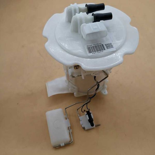 

pat fuel pump assembly for sunny fb15 n16 a33 25060-4m400/25060-2y501/17040-2y501