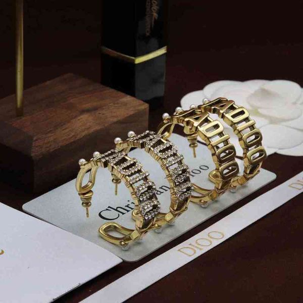 

earrings women's new red small exaggerated brilliant diamonds earrings, Golden