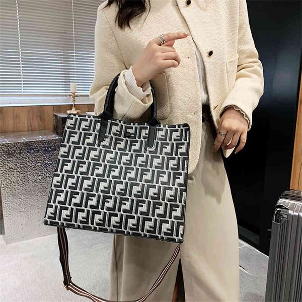

large bag female fashion version portable single shoulder versatile large capacity tote bag