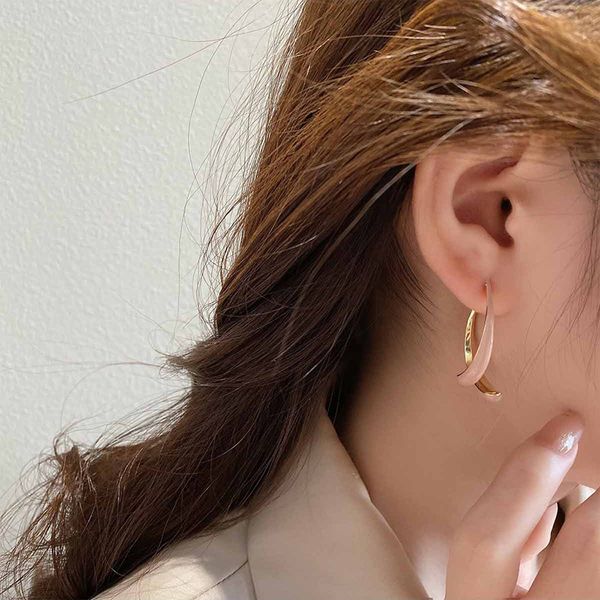 

silver needle geometric arc staggered earrings design fashion temperament dripping stud earrings internet celebrity personalized cold style, Golden
