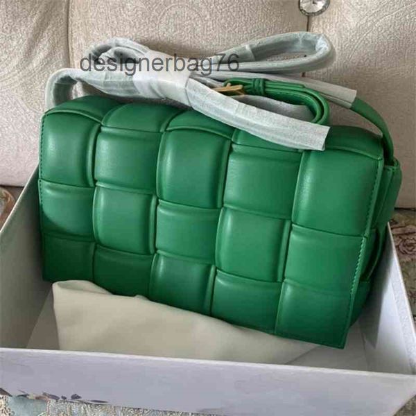 

designer bags venetas women bottegas handbags green divani woven large lattice pillow bean curd slant span leisure small square women's