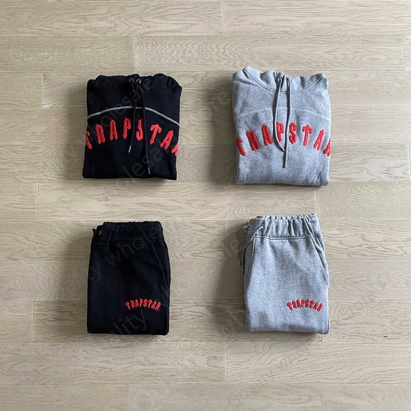 

trapstar towel embroidered hoodie 1 to 1 decoding sportswear gray revolution high street men and women couple jackets, Black