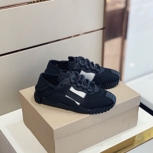 

shoes latest men's sports simple stylish light breathable wear-resistant sole 007