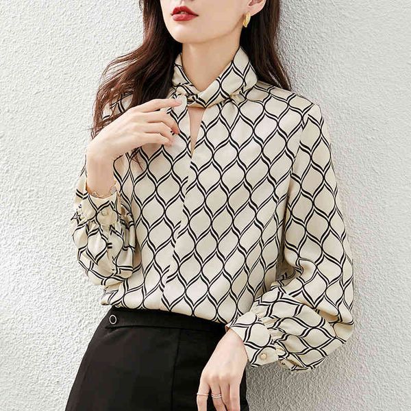 

manufacturer's early fashion foreign style design sense kink hollow out long sleeved chiffon blouse casual ladies summer trend, White