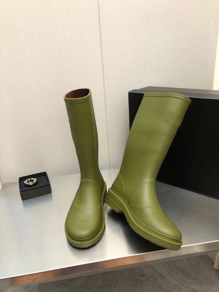 

the 2022 new waterproof rain boots are available in five colors with a high appearance level of 36-41, Black