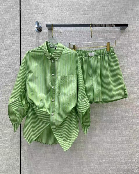 

women's two piece pants 2022 summer autumn lapel neck long sleeve print shirt and shorts brand same style 2 pieces sets 0530-1, White