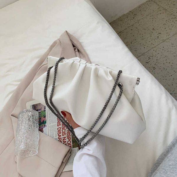 

yuchengbags soft leather chain crossbody fashion bags for women 2021 new pu handbags shoulder bag ladies cloud day clutch purse q0826