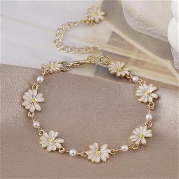 Süße Gänseblümchen-Blumen-Armbänder, Persönlichkeit, minimalistische Blumen, Perlenarmband, Damen-Party, Bankett, Statement-Schmuck, Geschenk GC1221