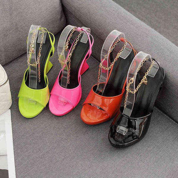 

sandals new high heels luxury metal chain chunky heeled platform sandals candy color pumps women shoes 220530, Black