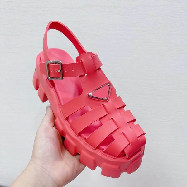 Flache Damensandalen im klassischen Designer-Stil, runde Zehen, dicke Sohle, römische Schuhe, Sommer, 7 Farben, Sport, Freizeit, vielseitige T-förmige Damen-High-Heels