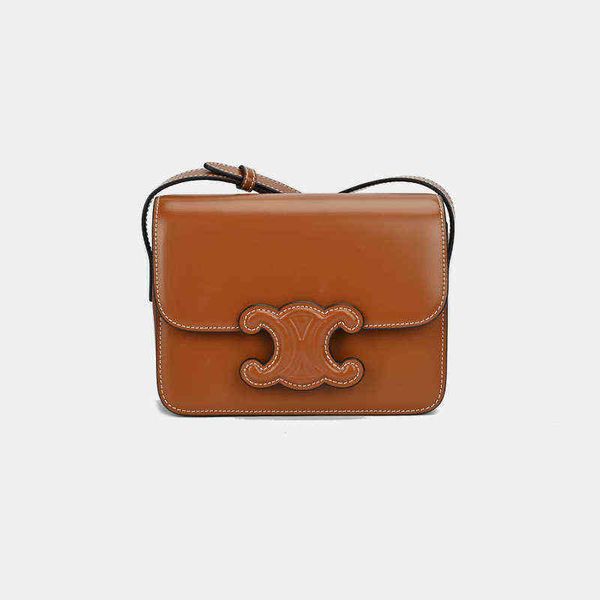 

factory online export designer trendy bags 2022 summer new triumphal arch leather women's high sense fashion leisure msenger small squa