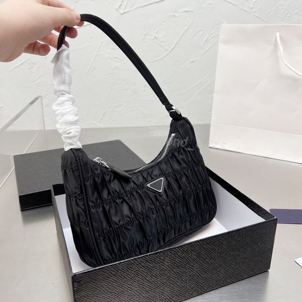 

wallets women tote handbag designers purse casual shopping half-moon bags ladies armpit bag crochet hobo bag single shoulder crossbody luxur, Red;black