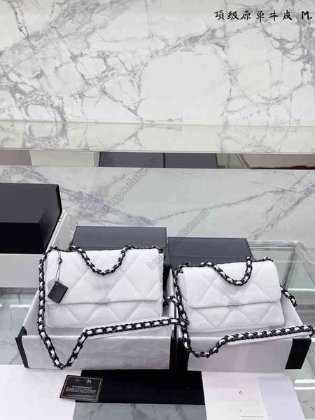 

comes with box ladies genuine leather white 19 series size 30cm and 26cm