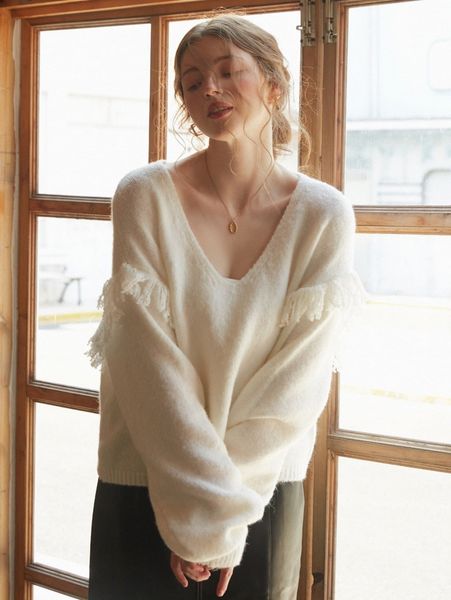 

drop shoulder raw trim sweater m4hl#, White;black