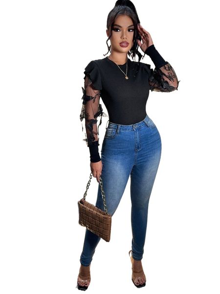 

butterfly applique detail form fitted 05l1#, White