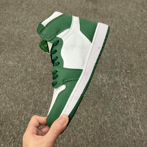 

gorge green retro basketball shoes 1 high white green mens casual shoes jumpman rubber outsole lace-up running sneakers