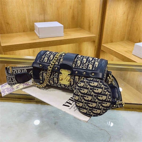 

this popular bag foreign style and versatile single shoulder small fragrance cylinder handbags on clearance sale
