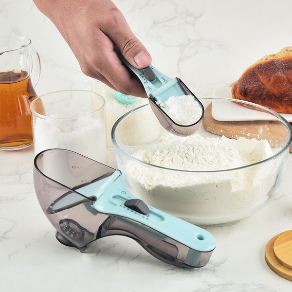 Medição ajustável colher leite plástico tempeando a colher de farinha com cozinha de cozinha em escala Ferramentas de cozimento de copos de cozinha