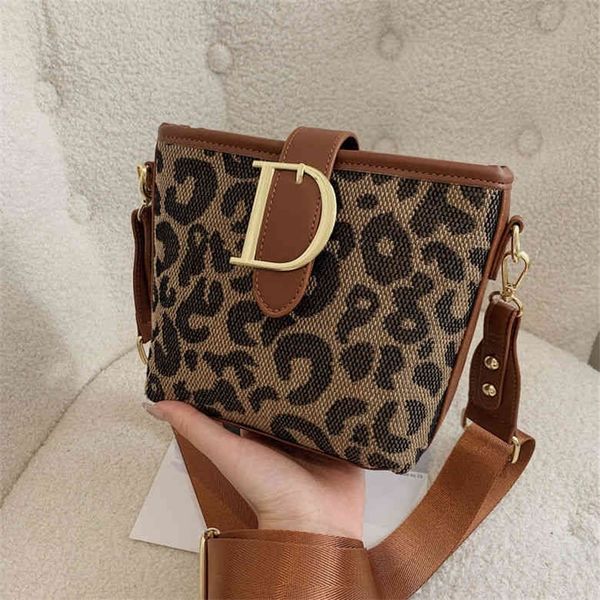

wholesale store 75% off discounts premium leopard print bucket minority design retro single shoulder versatile high-capacity bag