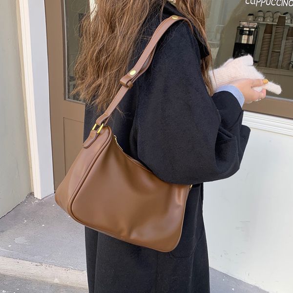 

Shoulder Bags 2112281 HBP, Brown