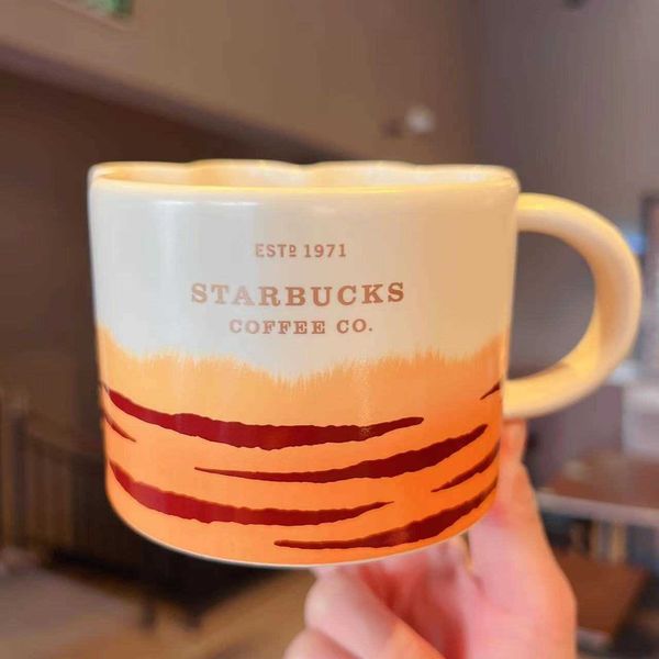

starbucks cup 2022 new year gift lovely three-dimensional cute tiger palm ceramic mark coffee drinking cup