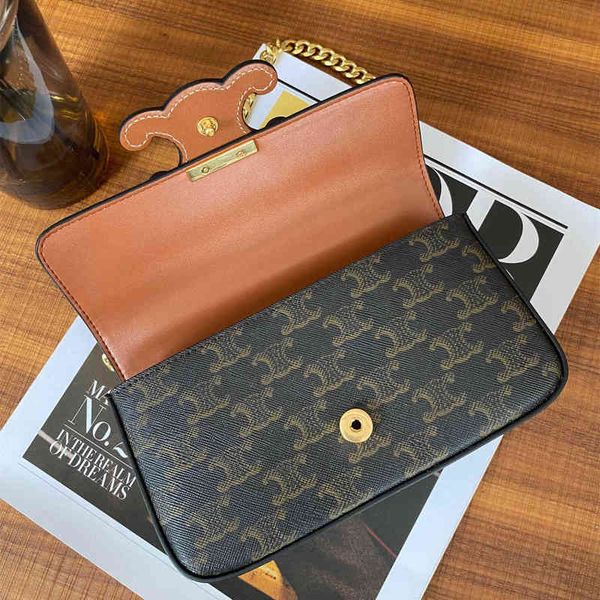 

2022 factory online export fashion design handbag messenger bag shoulder triumphal arch chain armpit 2022 new high-grade leather women'