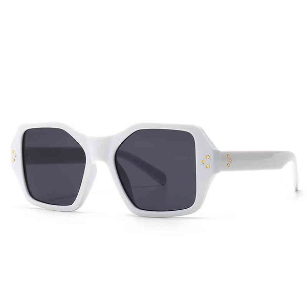 

new modern box sunglass ins wind street snap rivet sunglass 1994, White;black