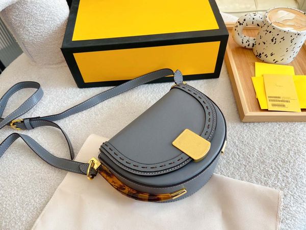 

2022 bag designer bags crossbody shoulder bags luxury straps color saddle genuine leather moonlight