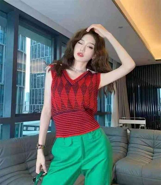 

women's sweaters []autumn striped diamond check v lapel sleeveless vest sweater g2i5, White;black