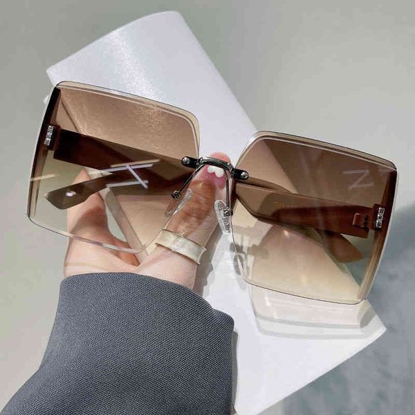 

gg designer cycle luxurious fashion cc sunglasses womans mens new frameless big face thin fashionable glasses, White;black
